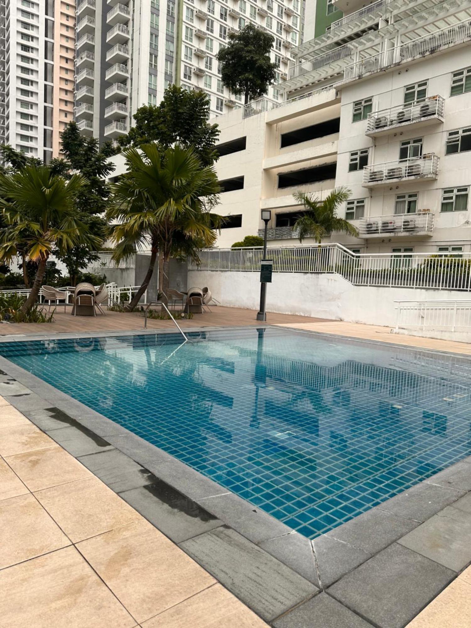 Apartment Solinea Residences 30thfloor Ayala Business Center Ph Cebu