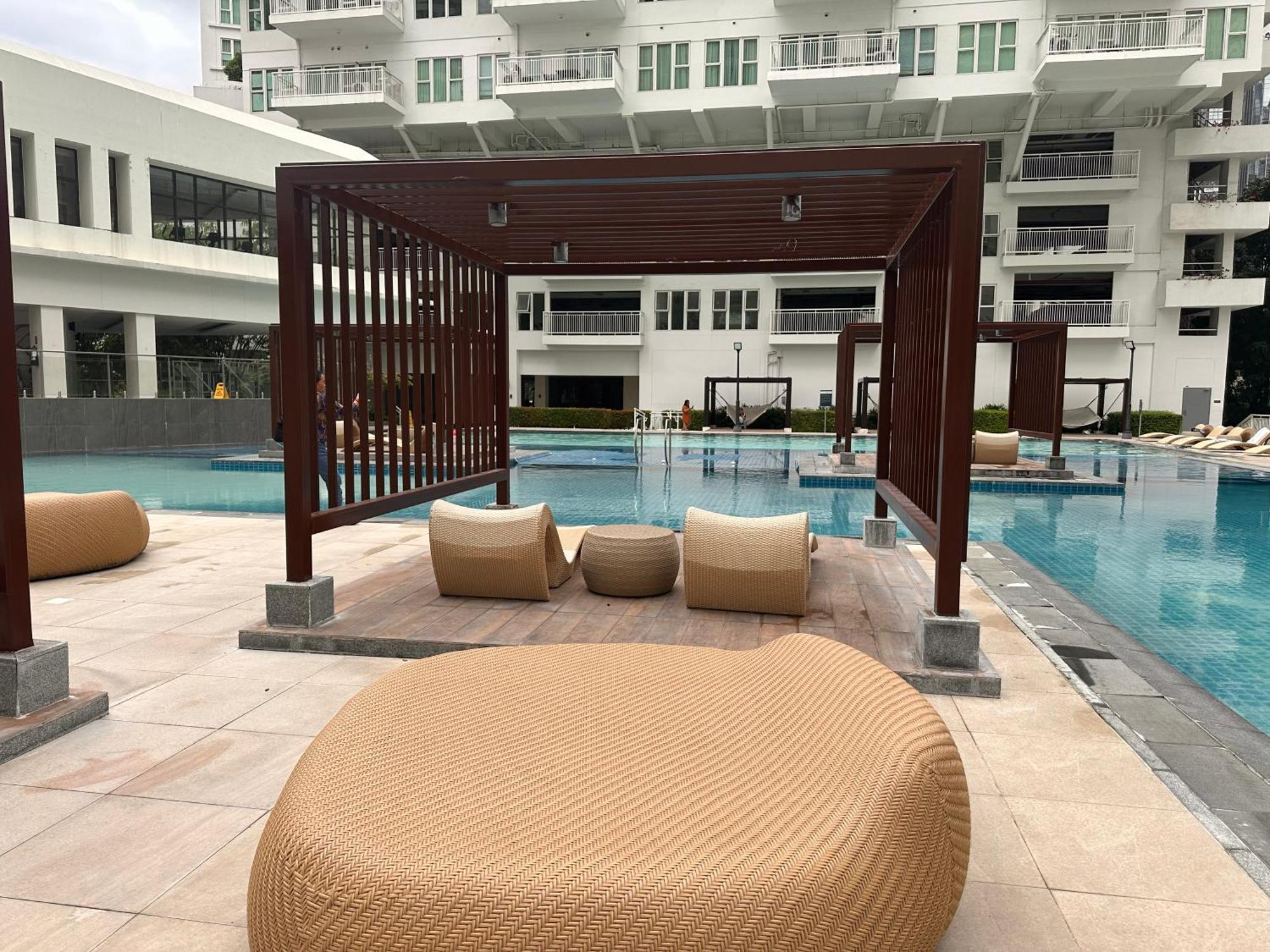 Apartment Solinea Residences 30thfloor Ayala Business Center Ph *